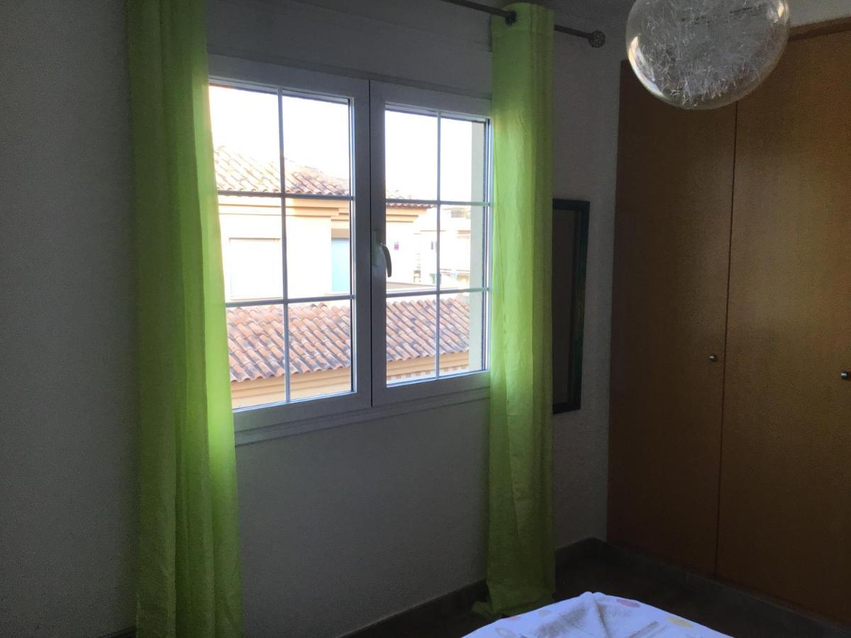 Double Room With Shared Bathroom And Shared Communal Areas R4 L'Alfàs del Pi Eksteriør billede